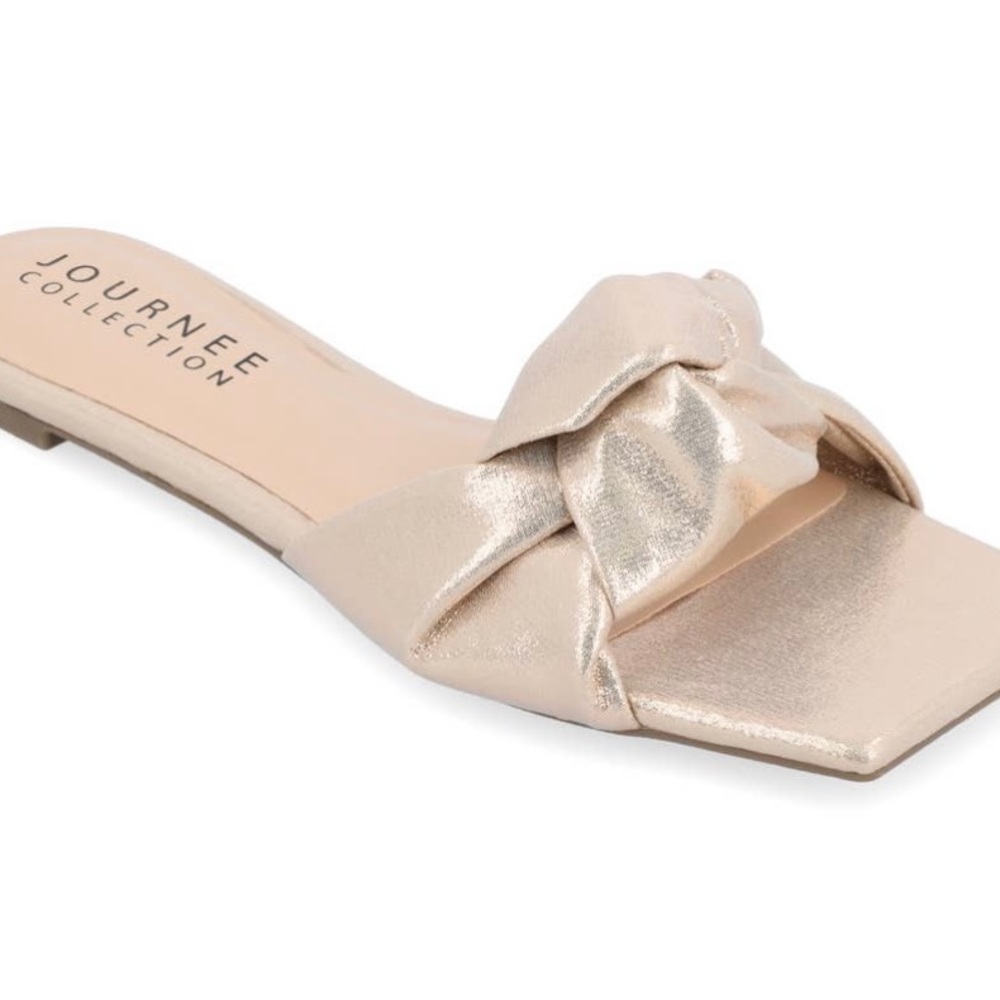 Journee Collection Women Tru Comfort Foam Dianah Sandals.